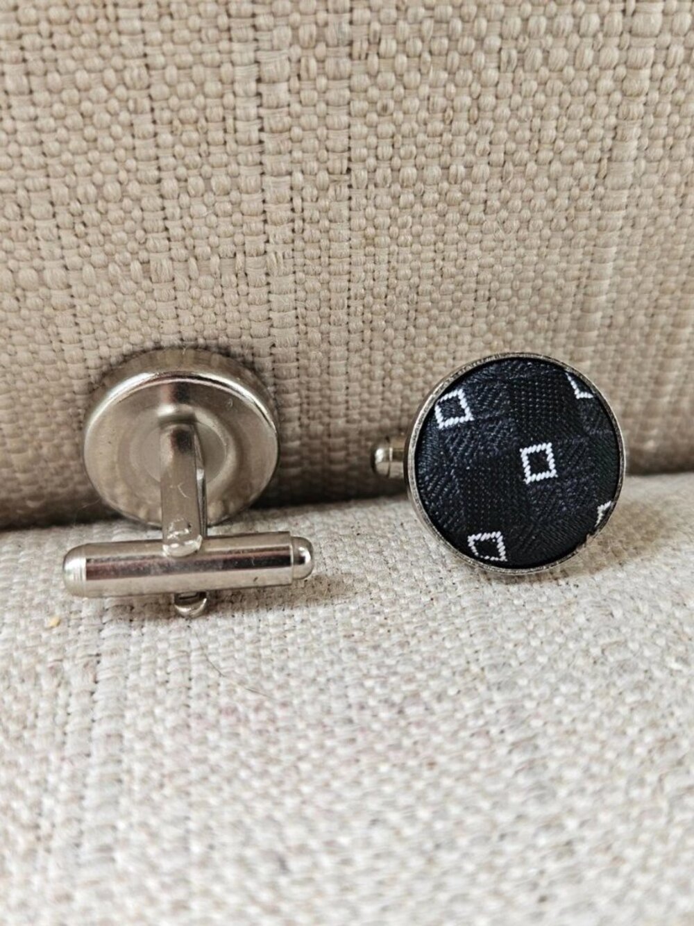 Black Cufflinks with White Diamond Pattern Men Fashion Jewelry Cuff Links New - Picture 6 of 7